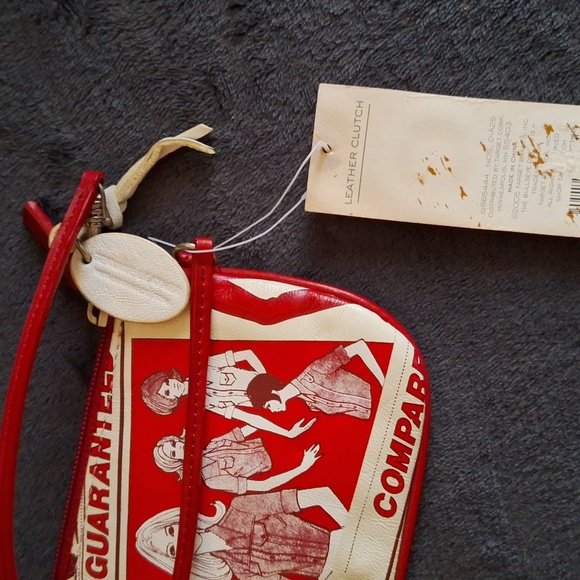 TARGET BRANDED LEATHER WRISTLET - Picture 4 of 8